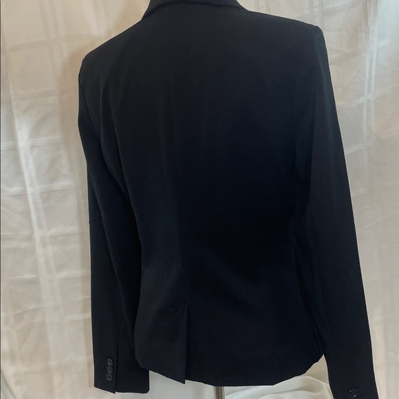 Merona Classic Black Women's Blazer Size 6, PTP 18”, pit to cuff 18” L 36” - Picture 9 of 14